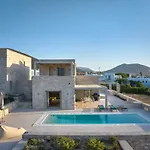 וילה Helia With Swimming Pool Protorgia