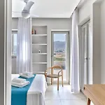 וילה Helia With Swimming Pool Protorgia
