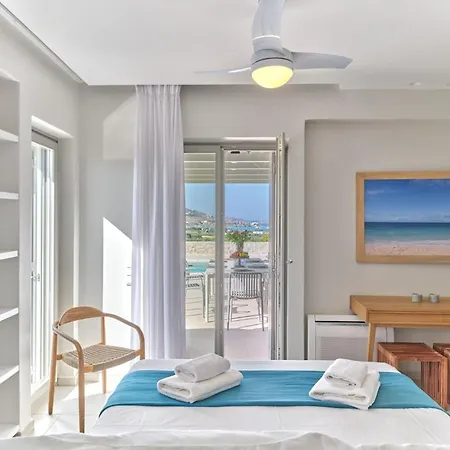 Villa Helia With Swimming Pool