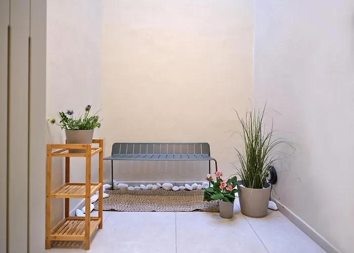 Helia With Swimming Pool *